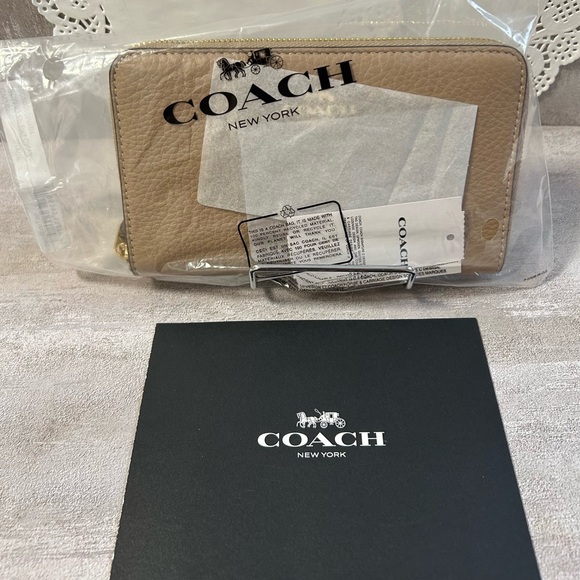 Coach Wallet color Taupe Medium Zip-Around Gold Hardware Pebbled Leather - Picture 3 of 15